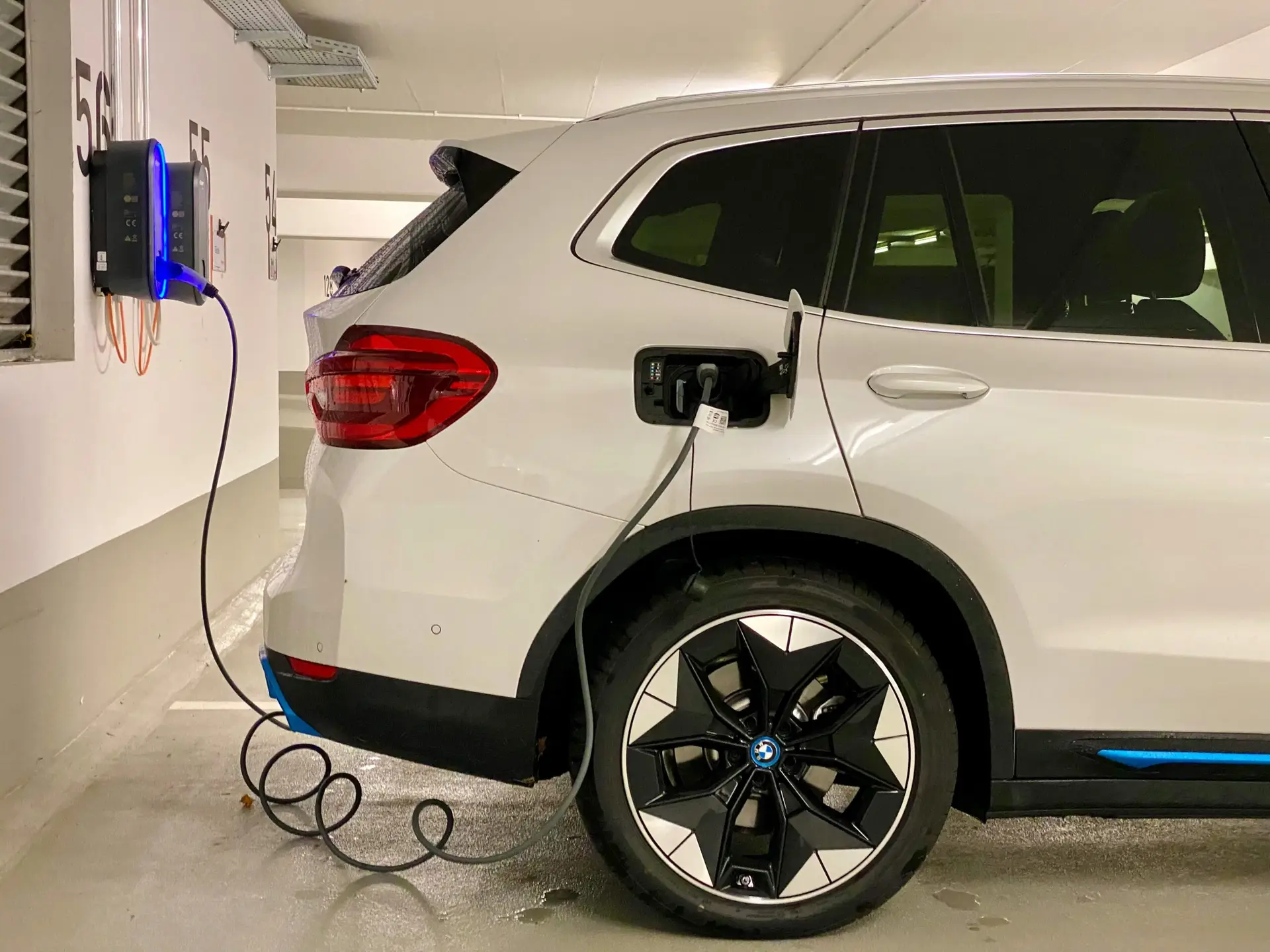 Como Aumentar a Autonomia da Bateria do seu Carro Elétrico: 15 Dicas Práticas